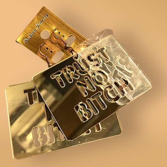 Trust No B*tch Bundle Set! - Picture 1 of 3